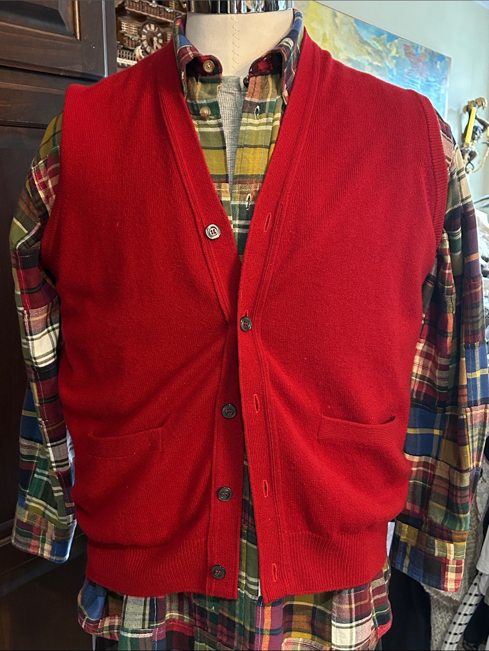 Alan Paine England Lambswool Sz XL UK 46 Button Front Red Sweater Vest